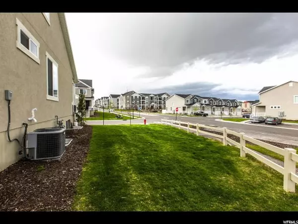 Herriman, UT 84096,4219 W JUNIPER SHADE DR #296