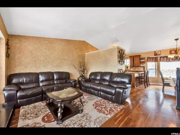 Kearns, UT 84118,5742 WELCH CIR