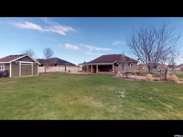 Stansbury Park, UT 84074,5437 HORSESHOE DR