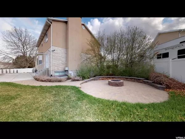 South Jordan, UT 84095,9821 S DOVE BEND CIR W