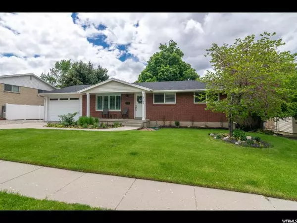 Cottonwood Heights, UT 84121,6768 S 2485 E