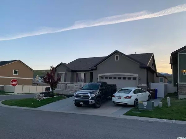 West Jordan, UT 84081,6448 S AMBER SKY CT W