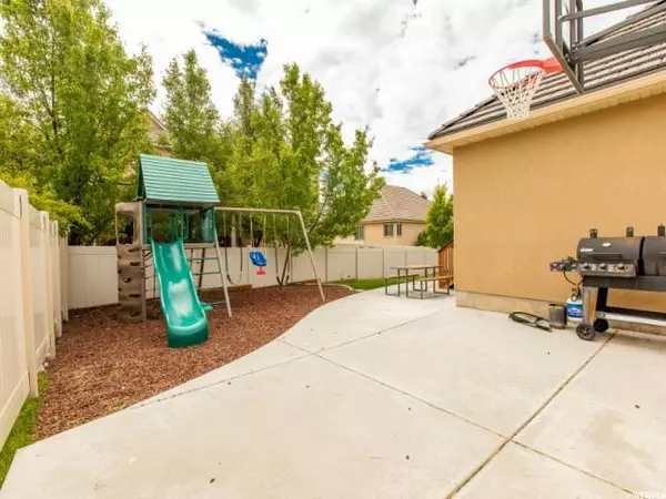 Fruit Heights, UT 84037,1009 S CAPRICE LN