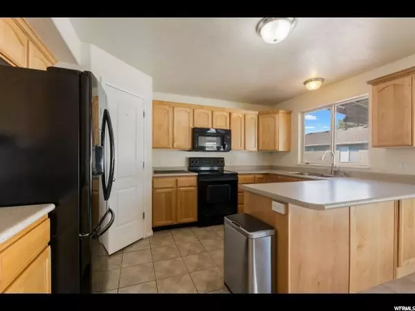 Lehi, UT 84043,3440 W COLONY CV