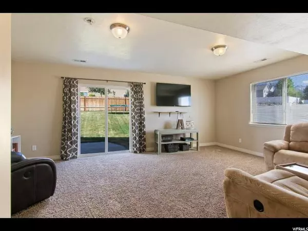 Santaquin, UT 84655,194 N PEACH ST