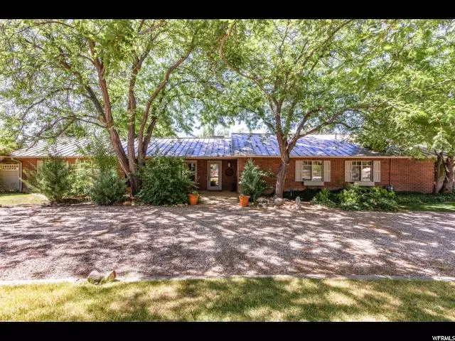 Dammeron Valley, UT 84783,1035 W COYOTE WAY