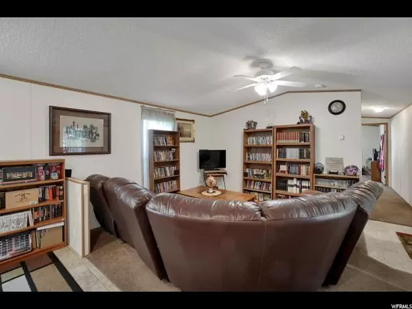 North Salt Lake, UT 84054,334 E PELLINORE N #41