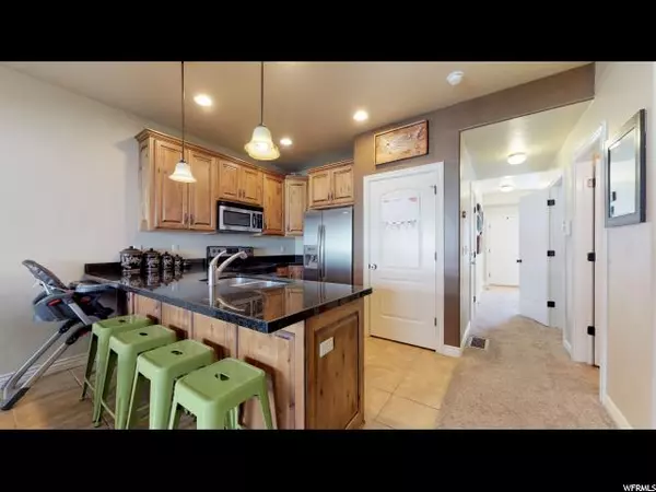 South Jordan, UT 84009,10422 S SAGE LUIGI CT W