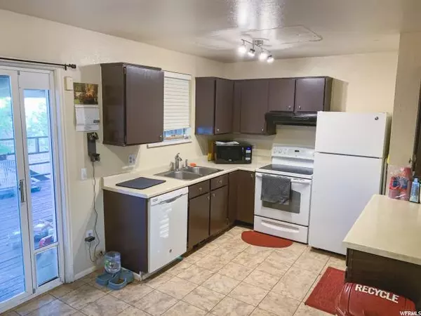 Taylorsville, UT 84129,5971 S 4000 W