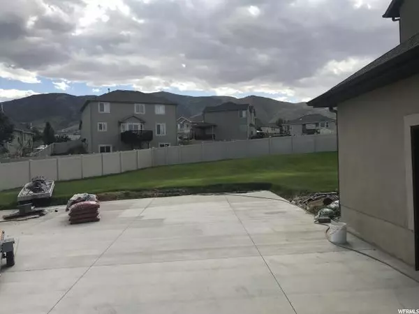 Saratoga Springs, UT 84005,43 W PERRIWINKLE CIR