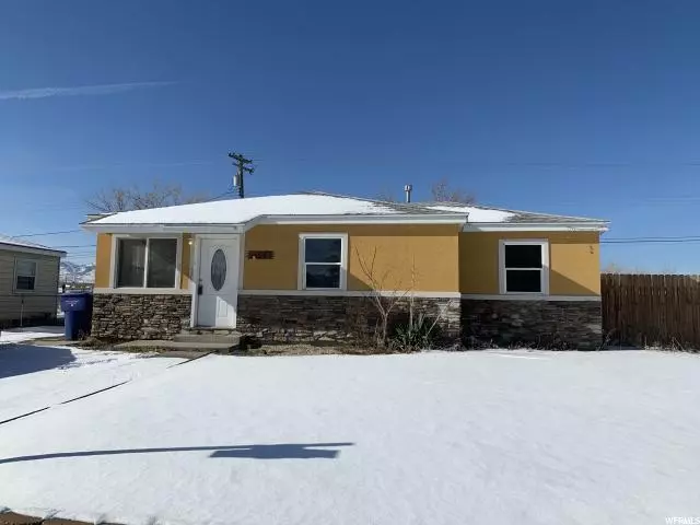 Kearns, UT 84118,5736 S 4580 W