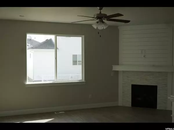 Vineyard, UT 84059,73 S DRUPE LN #6222