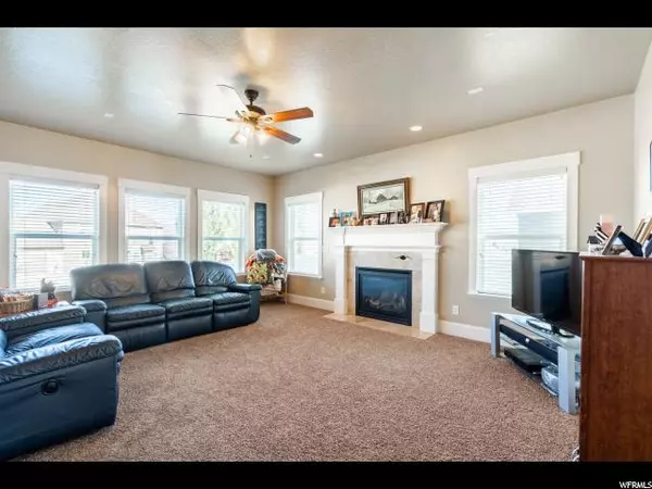 Saratoga Springs, UT 84045,924 W PHEASANT LN N