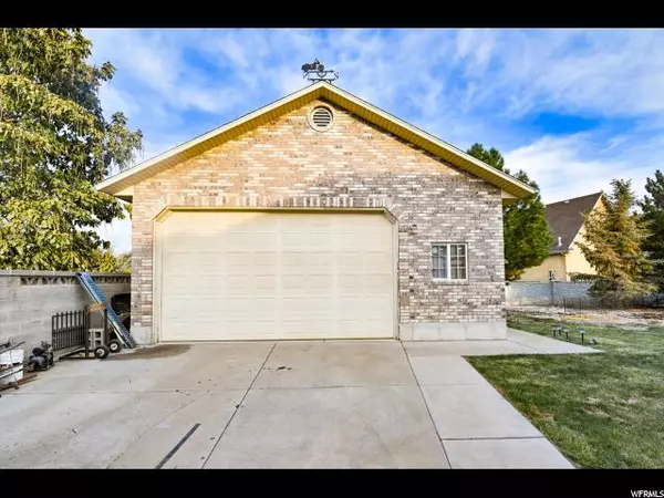 South Jordan, UT 84095,9423 S 1860 W