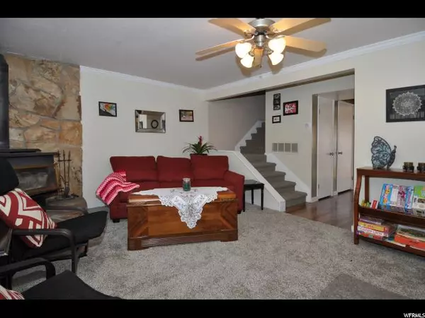 Fruit Heights, UT 84037,1207 E 986 S