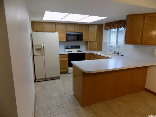 Washington Terrace, UT 84405,5381 S 550 E