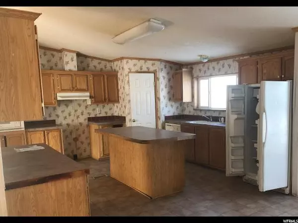 Vernal, UT 84078,5921 S 1475 E