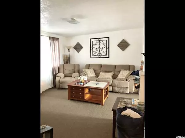 Provo, UT 84604,1049 W 2100 N