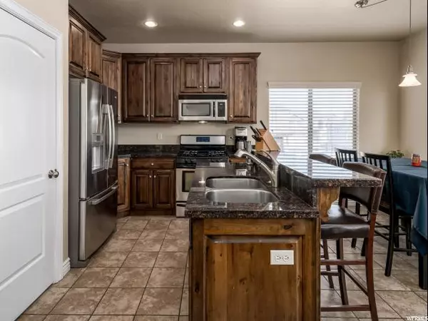 South Jordan, UT 84095,10439 S GARDEN SAGE CIR W