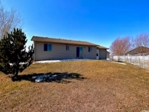 Roosevelt, UT 84066,1749 S 190 E