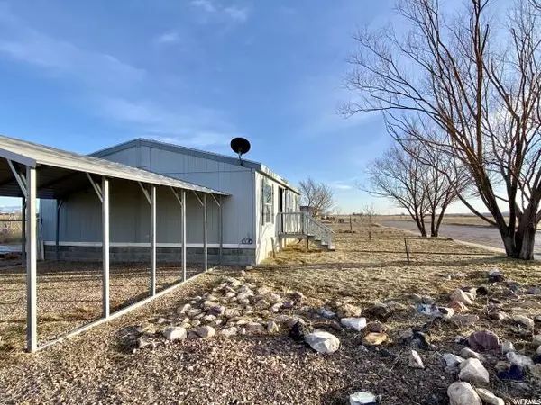 Hinckley, UT 84635,21 S 830 W