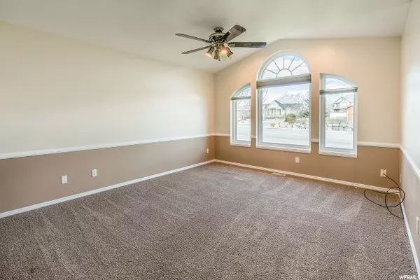 Lehi, UT 84043,725 N 1200 E