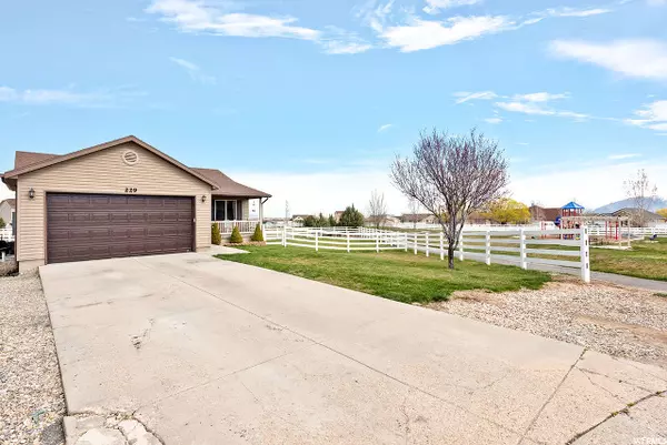 Grantsville, UT 84029,229 ALEXANDER CT