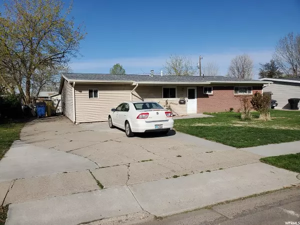 Kaysville, UT 84037,318 S 300 W