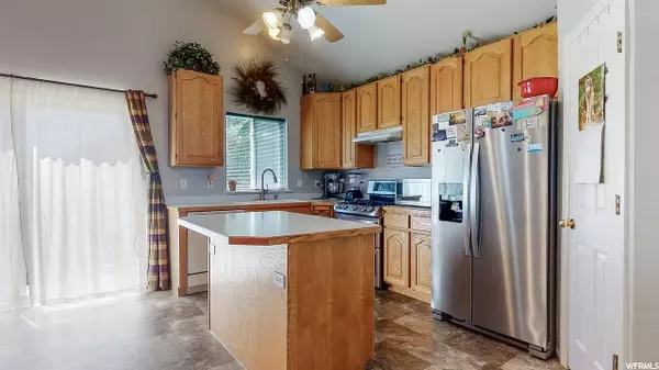 Spanish Fork, UT 84660,1402 S 2640 E