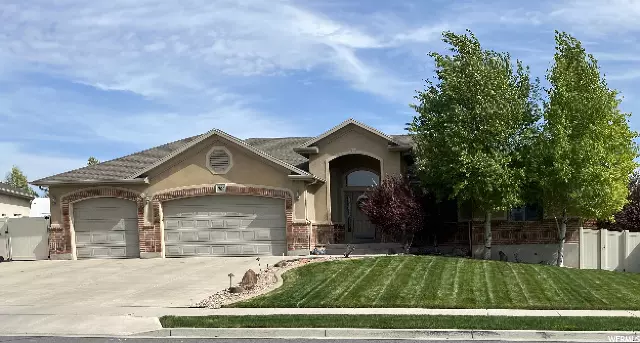 South Jordan, UT 84009,5686 W SANDY STONE CIR S