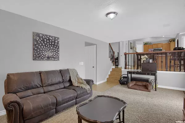 West Jordan, UT 84088,7920 S PALLADIUM DR W