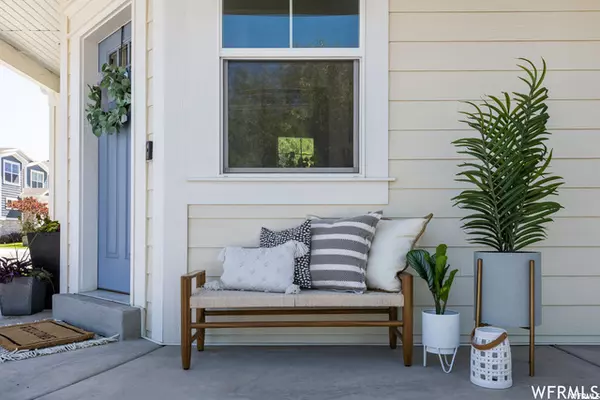 Salt Lake City, UT 84106,910 E KINGSMILL LN