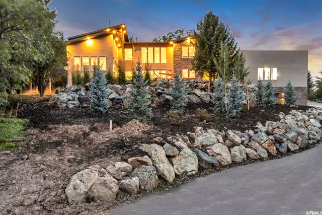 Mountain Green, UT 84050,5888 CACHE CIR