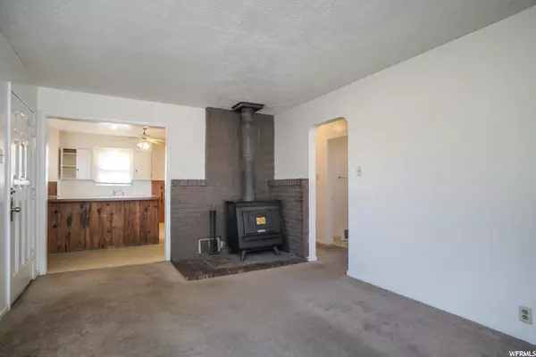 Ogden, UT 84403,3303 S PORTER E