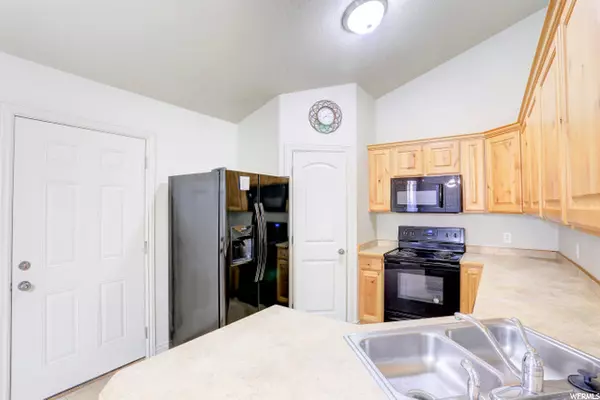 Spanish Fork, UT 84660,3043 E CANYON GLEN LOOP