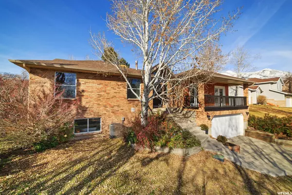 Alpine, UT 84004,362 HILLSIDE CIR