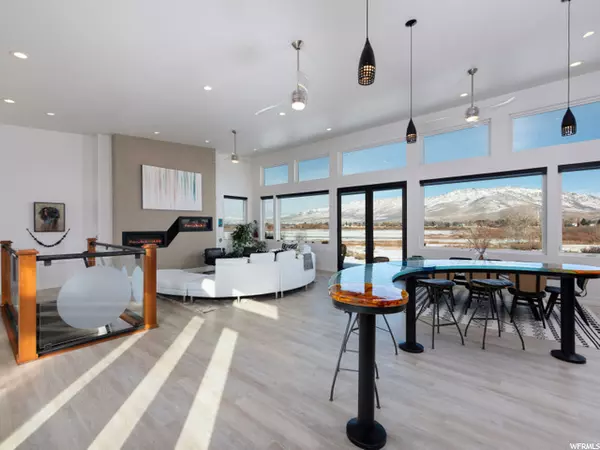 Huntsville, UT 84317,7238 E 900 S