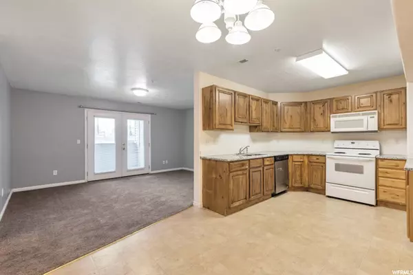 Eagle Mountain, UT 84005,8246 N CEDAR SPRINGS RD W #2