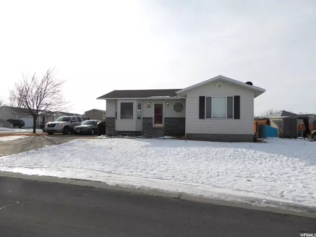 Hyrum, UT 84319,1112 E 30 S