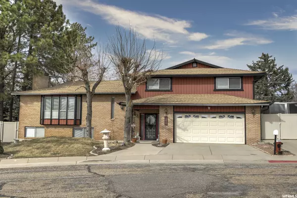2174 W 5475 S, Roy, UT 84067