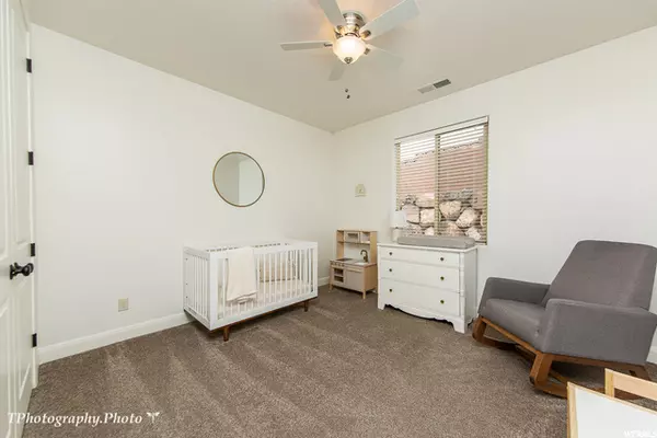 Hurricane, UT 84737,856 W BIRCH VIEW LN