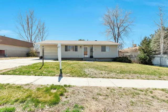 Sandy, UT 84094,1064 E LARKSPUR DR