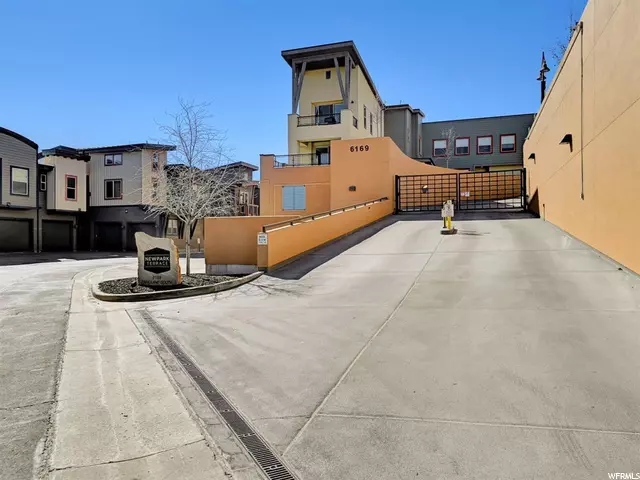 Park City, UT 84098,6169 PARK LN S #11