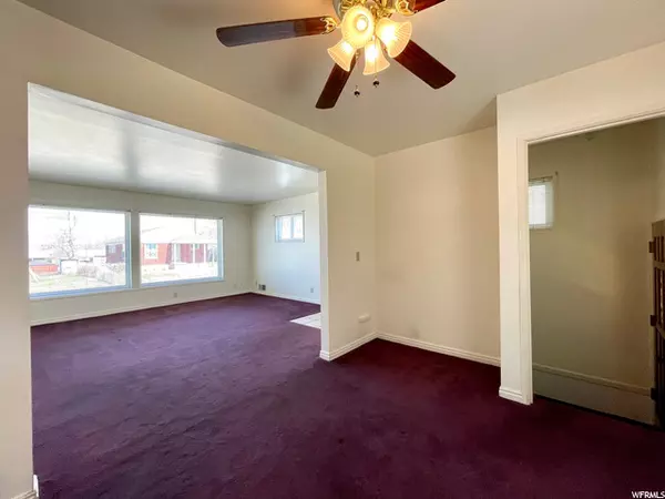 Washington Terrace, UT 84405,157 W 4775 S