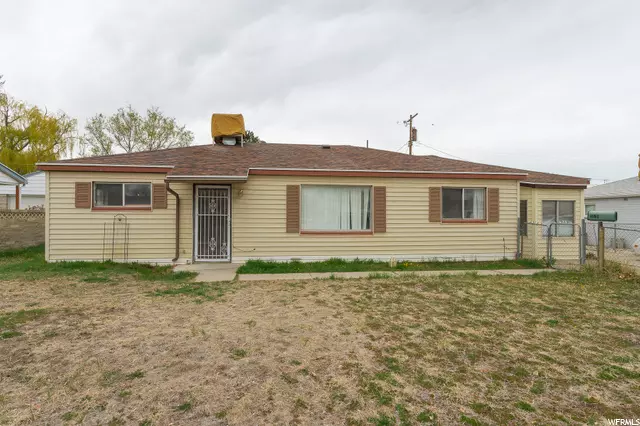 Kearns, UT 84118,4896 S 4900 W