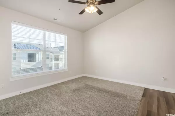 Lehi, UT 84043,3695 W 1850 N #303