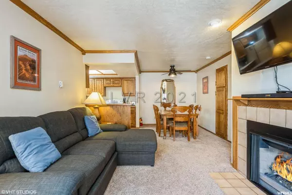 Brian Head, UT 84719,150 W RIDGE VIEW #215