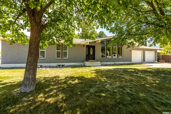 South Weber, UT 84405,7774 S 2050 E