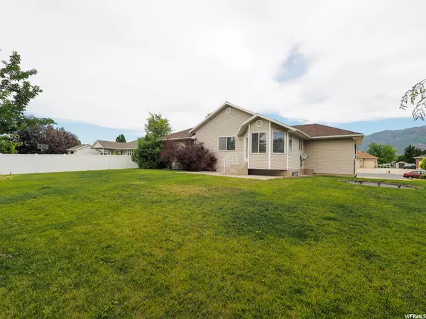 Layton, UT 84041,848 S 225 W