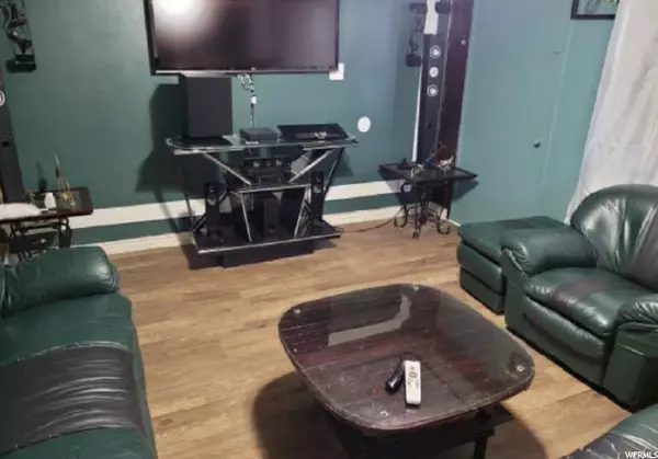 Salt Lake City, UT 84116,968 N CORNELL ST